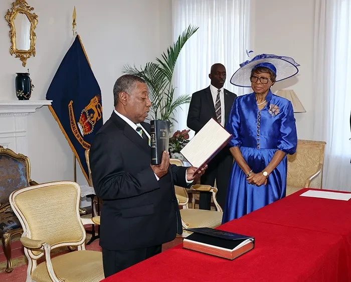 Justice Gregory Hilton sworn in as Justice of the Court of A