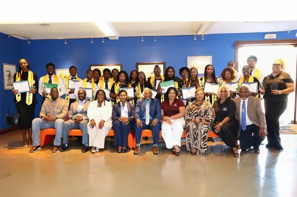 Minster Moxey congratulates 2026 Fresh Start Programme graduates on Grand Bahama